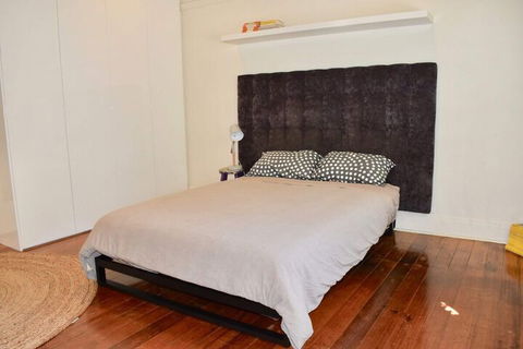 Art Deco Apt In Sunny Elwood Minutes To St. Kilda - Accommodation Resorts 4