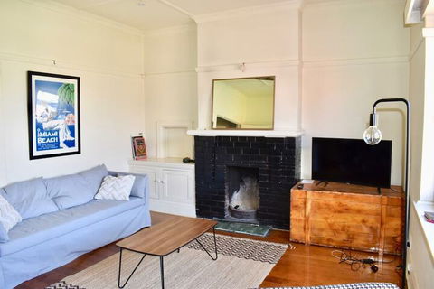 Art Deco Apt In Sunny Elwood Minutes To St. Kilda - Accommodation Resorts 2