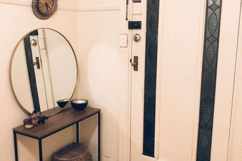 Art Deco Apt In Sunny Elwood Minutes To St. Kilda - Accommodation Resorts 0