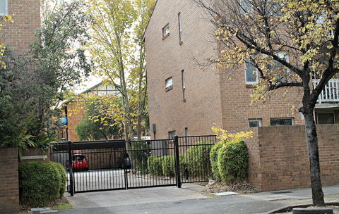 Adelaide Dresscircle Apartments - Archer Street - Accommodation Resorts 2