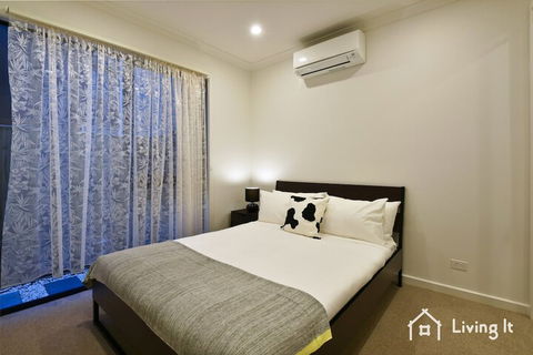 Tomkins Townhouse - Accommodation Resorts 3