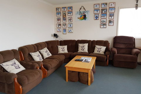 Elkhorn 9 - Accommodation Resorts 2