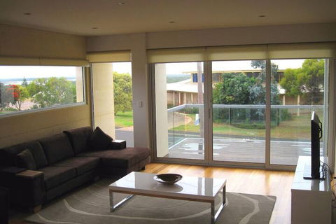 Alouarn Apartment 1 - Accommodation Resorts 4