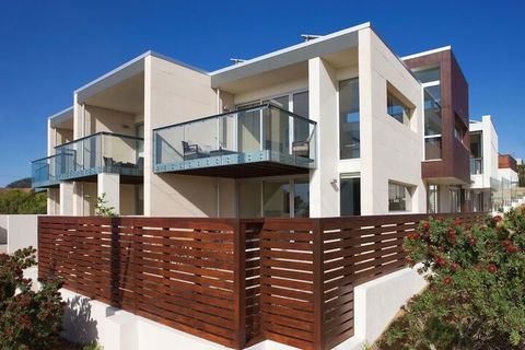Alouarn Apartment 1 - Accommodation Resorts 1