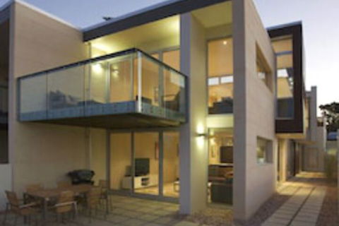 Alouarn Apartment 1 - Accommodation Resorts 0