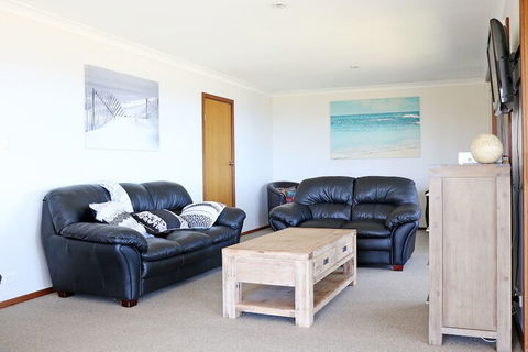 Augusta Beachfront Accommodation - Accommodation Resorts 3