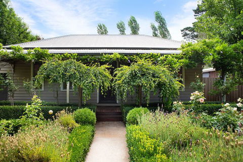 The Carlisle - Accommodation Resorts 1