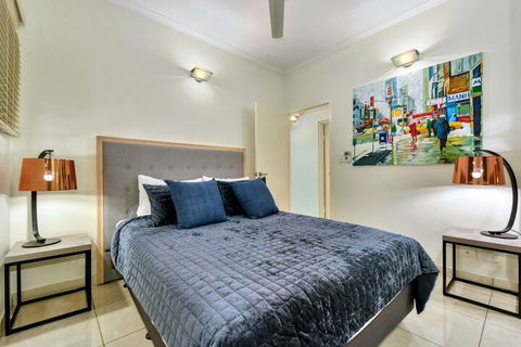 Darwin City Lights Jacuzzi - Accommodation Resorts 7