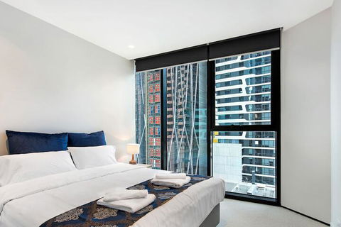 IFSuites (IFSTAYS) Light House Apartment - Accommodation Resorts 6