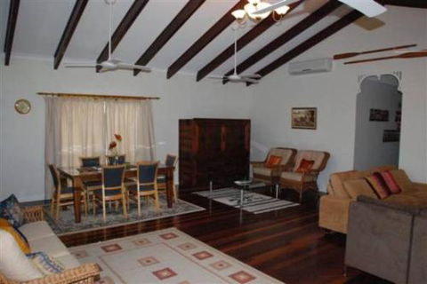 Appian Beach House - Accommodation Resorts 4
