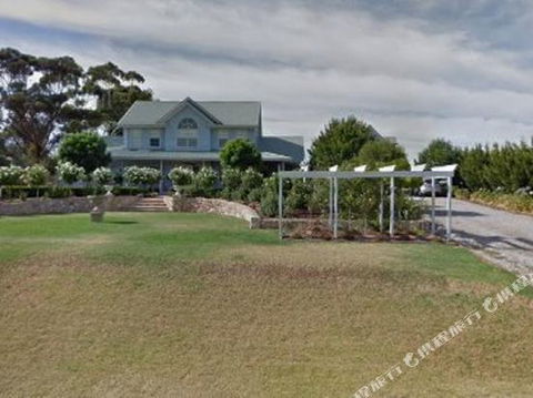 Maison Blue Pty Ltd Adelaide - Accommodation Resorts 4