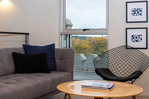 Luxury East Melbourne Apartment - Accommodation Resorts 5