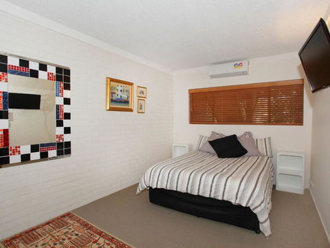 Anjuna 2 2 BDRM Budget Stay On Canal - Accommodation Resorts 4