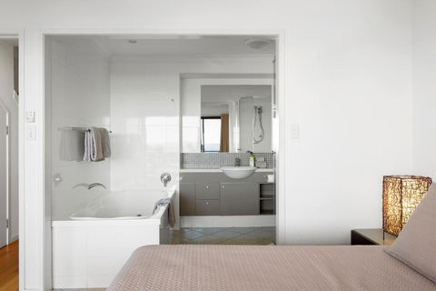 Apartment 27 Shorelines On Hamilton Island - Accommodation Resorts 5