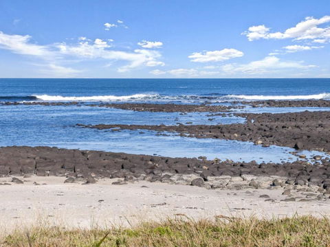 Julieanne South Beach Home Made For Families - Accommodation Resorts 5