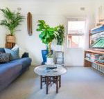 Beautiful Beach Home in Superb Location - Accommodation Resorts