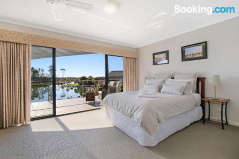 Cypress Townhouse 23 Suite - Accommodation Resorts 6