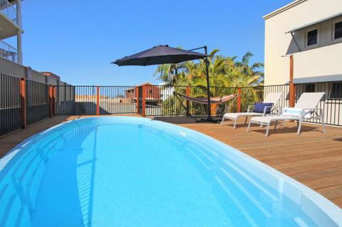BEACH SHOPS & FABULOUS VACATION HOME! - Accommodation Resorts 6
