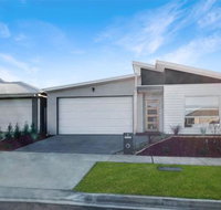 Brand New Home 10 mins to Beach Torquay Geelong Deakin Hospitals - Accommodation Resorts