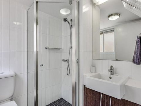 Unit 3 Pumicestone Quays Absolute Waterfront! - Accommodation Resorts 1