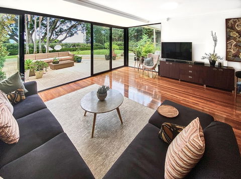 BELLEVUE GARDEN OASIS-hosted By L'Abode - Accommodation Resorts 3