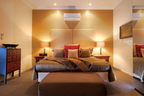 53 On Victoria - Accommodation Resorts 6