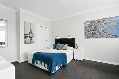 Airport Hotel Sydney - Accommodation Resorts 0