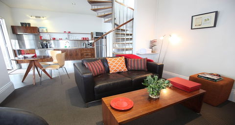Twofourtwo Boutique Apartments - Accommodation Resorts 1