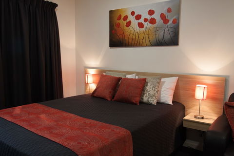 Abode37 - Accommodation Resorts 6