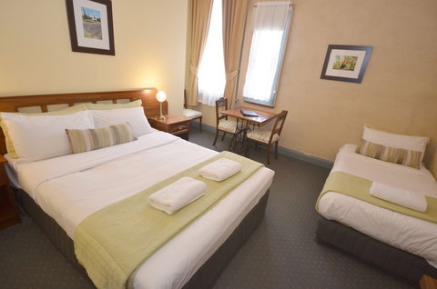 Central Springs Inn - Accommodation Resorts 4