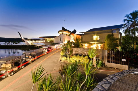 Yacht Club Villa 33-Serenity-Ocean Views With Golf Buggy - Accommodation Resorts 0