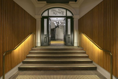 Farmers Home Hotel - Accommodation Resorts 2