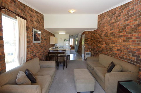 Ellswood 5 - Accommodation Resorts 5