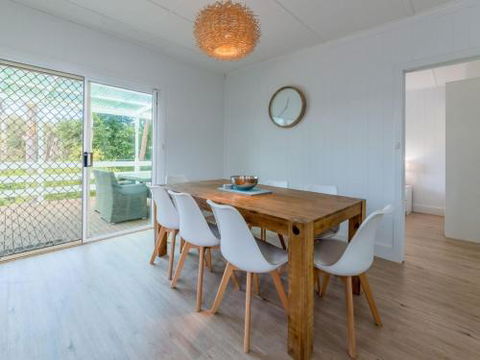 DRIFTAWAY ACROSS FROM SURF BEACH - Accommodation Resorts 3