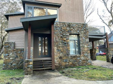 Alpine Walkabout Alpine Getaways - Accommodation Resorts 0