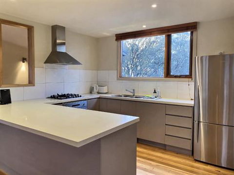 Alpine Walkabout Alpine Getaways - Accommodation Resorts 4