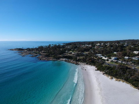 SEA EAGLE COTTAGE Amazing Views Of Bay Of Fires - Accommodation Resorts 5