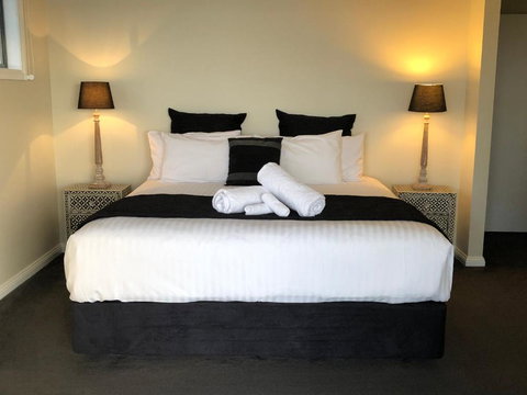 SEA EAGLE COTTAGE Amazing Views Of Bay Of Fires - Accommodation Resorts 4