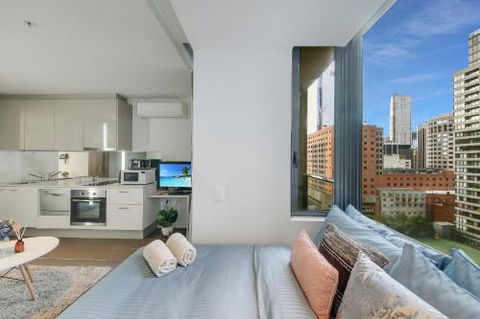 A Stylish & Cozy Studio Next To Southern Cross - Accommodation Resorts 1