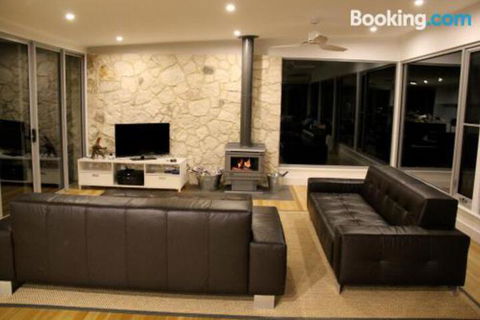 DEstrees Bay Beach House - Accommodation Resorts 2