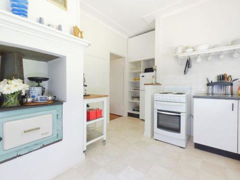 Redwood Cottage Burradoo Getaway Southern Highlands 4pm Check Out Sunday - Accommodation Resorts 4