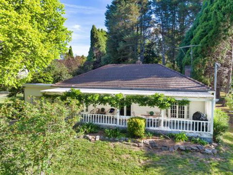 Redwood Cottage Burradoo Getaway Southern Highlands 4pm Check Out Sunday - Accommodation Resorts 0