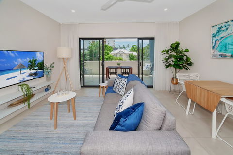 Apartment Near City On Lake 3 - Accommodation Resorts 5