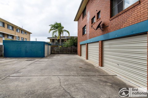 Air Conditioned Unit Stones Throw To The Waterfront - Accommodation Resorts 0