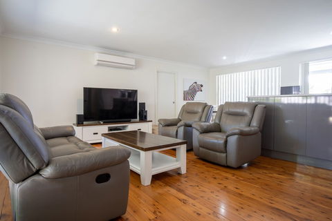 Underwood Road 62 - Accommodation Resorts 1