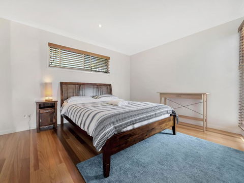 Drift Beach House - Accommodation Resorts 4