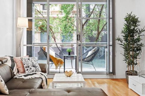 A Bright & Stylish Studio Next To Darling Harbour - Accommodation Resorts 0