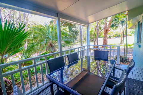 Wintersun Villa In Raffertys Resort - Accommodation Resorts 2