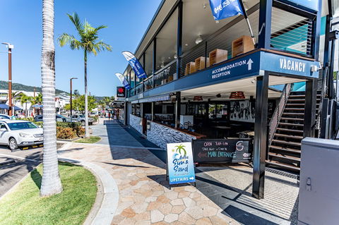 Airlie Sun & Sand Accommodation 3 - Accommodation Resorts 3
