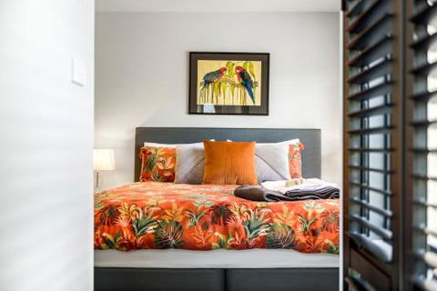 Villa Locarno - Accommodation Resorts 6